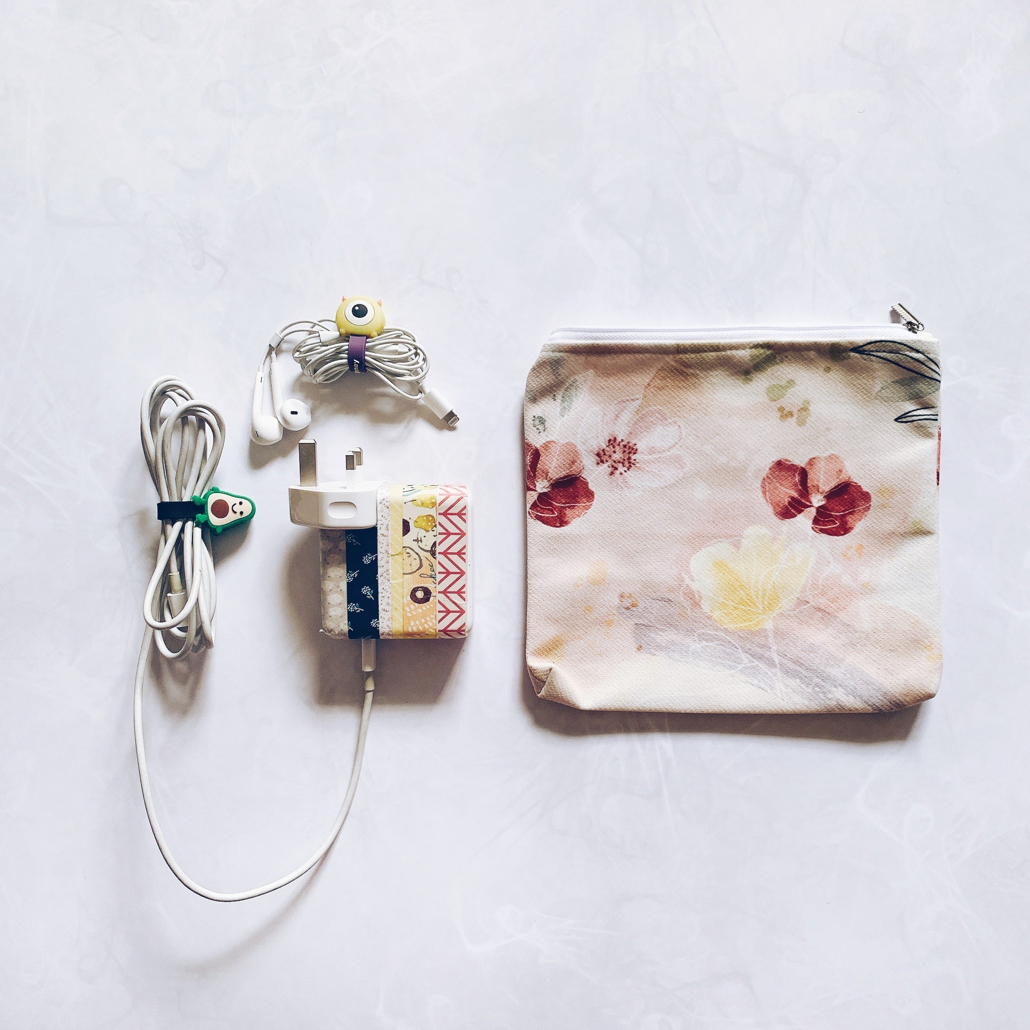 Bloom Dreams Charger Pouch